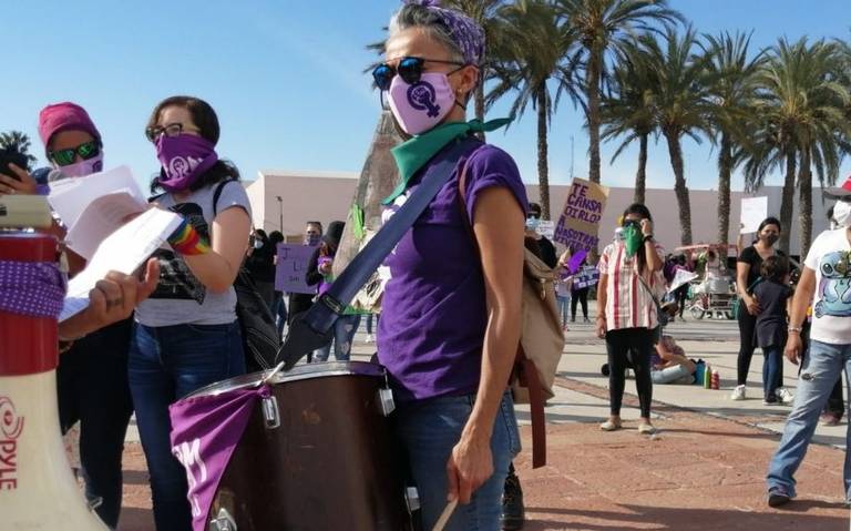 Madres practican crianza moderna - El Sudcaliforniano