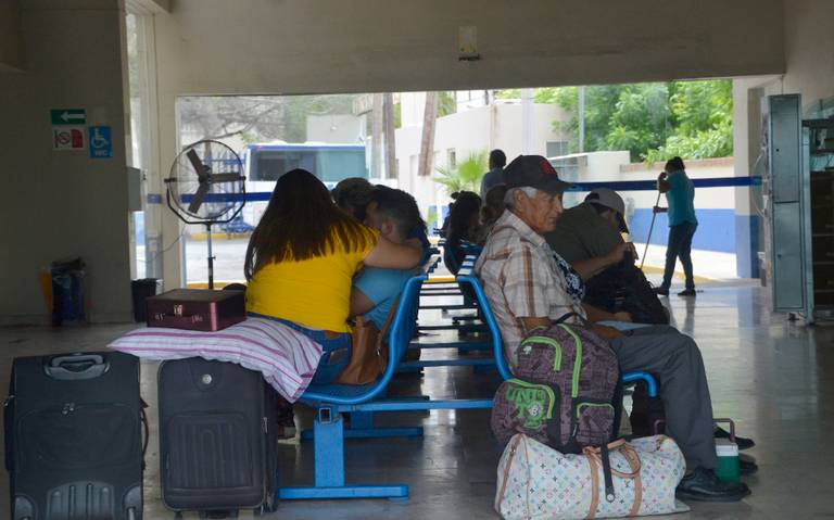El Águila cancela rutas de autobuses por “Lorena” -huracanlorena -huracan  -lorena -noticiasbcs -bcsnoticias - El Sudcaliforniano | Noticias Locales,  Policiacas, sobre México, Baja California Sur y el Mundo