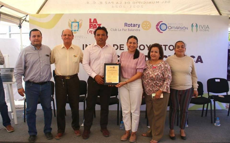 Colocan primera piedra para la construcción de Clínica del Club Rotario -  El Sudcaliforniano | Noticias Locales, Policiacas, sobre México, Baja  California Sur y el Mundo