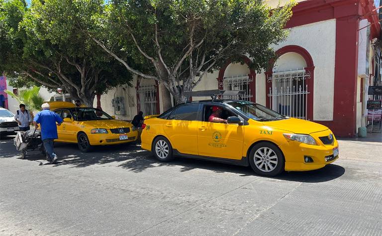 Taxistas paceños realizan 6 viajes por día - El Sudcaliforniano | Noticias  Locales, Policiacas, sobre México, Baja California Sur y el Mundo