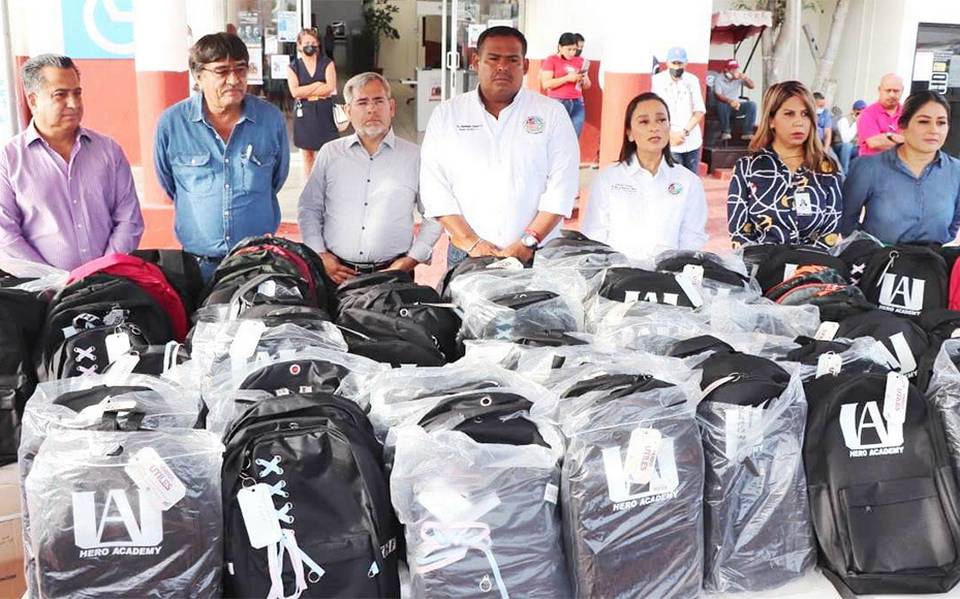 Suman 100 mochilas a Unidos Somos Útiles - El Sudcaliforniano